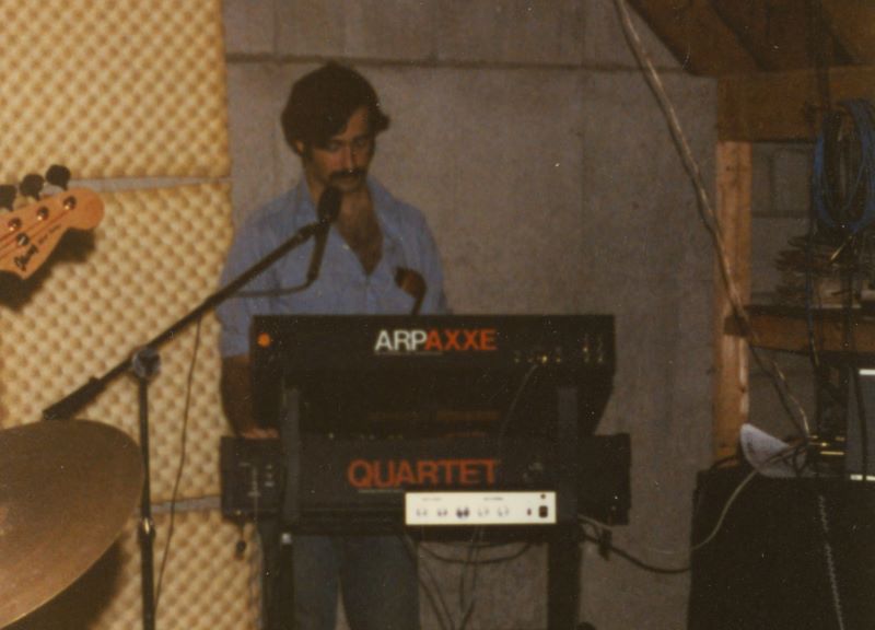 NHB - Rich WA1NRT on Keyboards